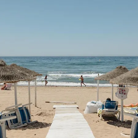 Beachfront With Sea Views, Bahia De בית נופש *