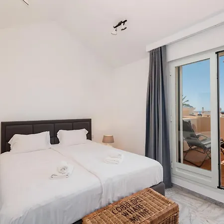 Beachfront With Sea Views, Bahia De