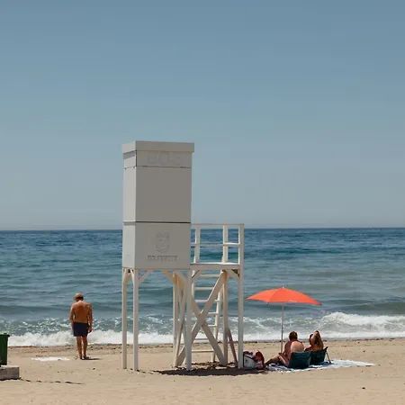 Beachfront With Sea Views, Bahia De מארבלה