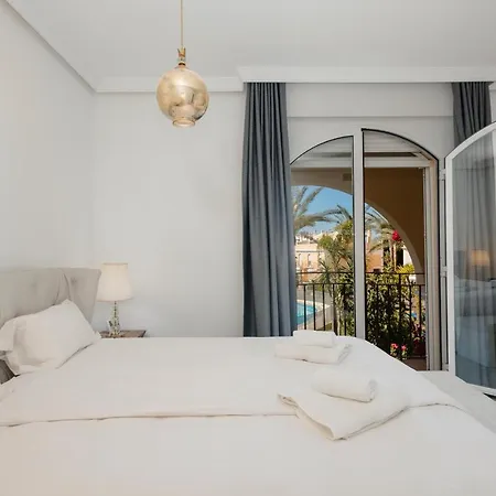 Beachfront With Sea Views, Bahia De