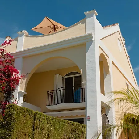 Beachfront With Sea Views, Bahia De *